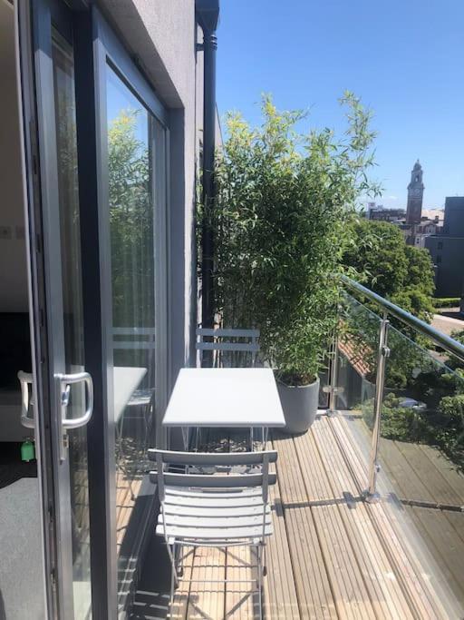 Town Ctr, Balcony, Free Parking Apartamento *