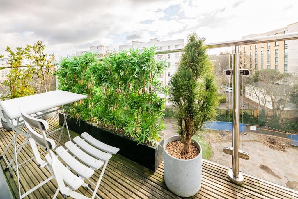 Town Ctr, Balcony, Free Parking Apartamento *